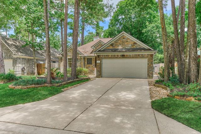 38 Tranquil Glade Place, The Woodlands, TX 77381