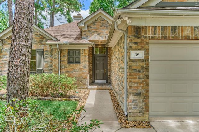 38 Tranquil Glade Place, The Woodlands, TX 77381