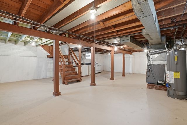 10941 S Avenue C, Chicago, IL 60617