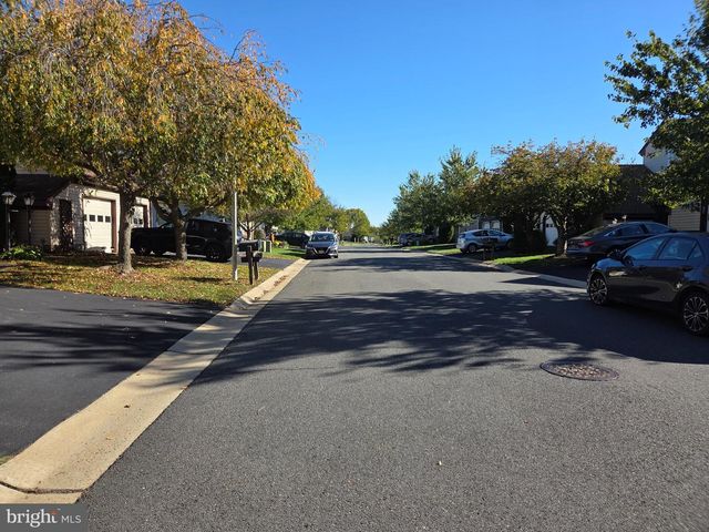 7 DANIEL WEBSTER AVE #B, Monroe Township, NJ 08831