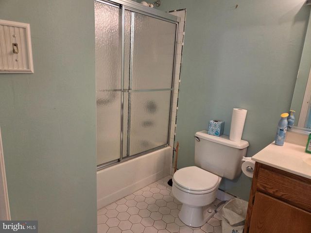 7 DANIEL WEBSTER AVE #B, Monroe Township, NJ 08831