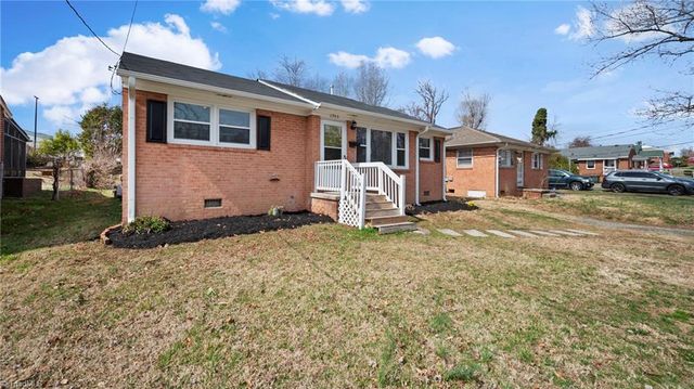 1702 Eastwood Avenue, Greensboro, NC 27401