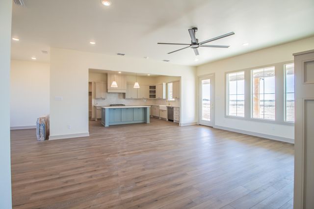 1009 County Rd 7715, Lubbock, TX 79423