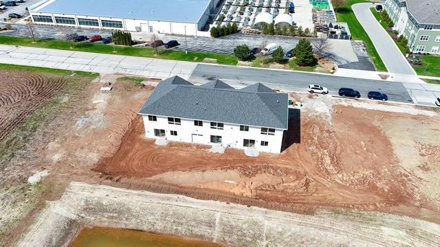 1849 LONDON ROAD, Green Bay, WI 54311