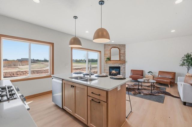 1849 LONDON ROAD, Green Bay, WI 54311