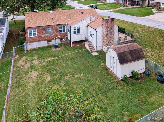 6617 E Yorkshire Drive, Affton, MO 63123