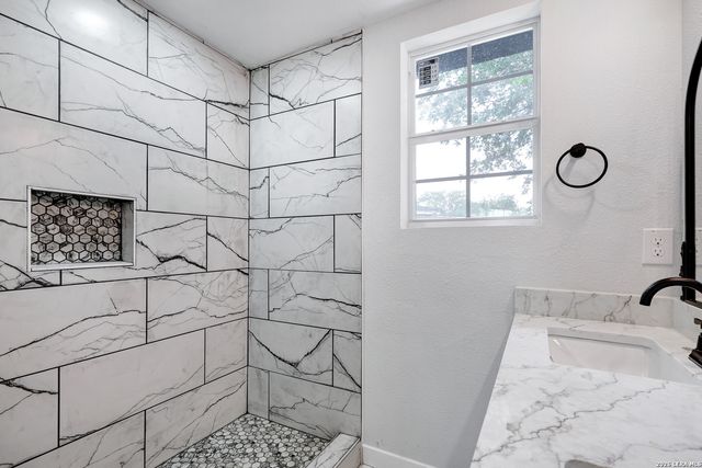 250 Lilla Jean, San Antonio, TX 78223