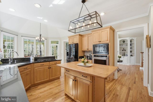 11608 LONGSTREET DR, Spotsylvania, VA 22551