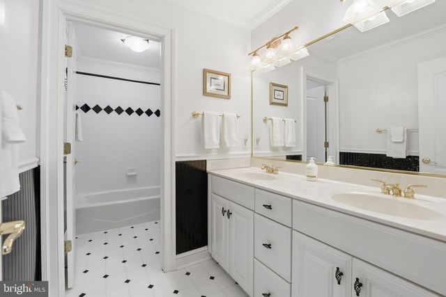 11608 LONGSTREET DR, Spotsylvania, VA 22551