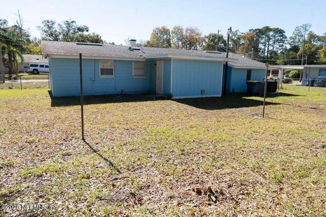 1749 MERIVALE Road S, Jacksonville, FL 32208