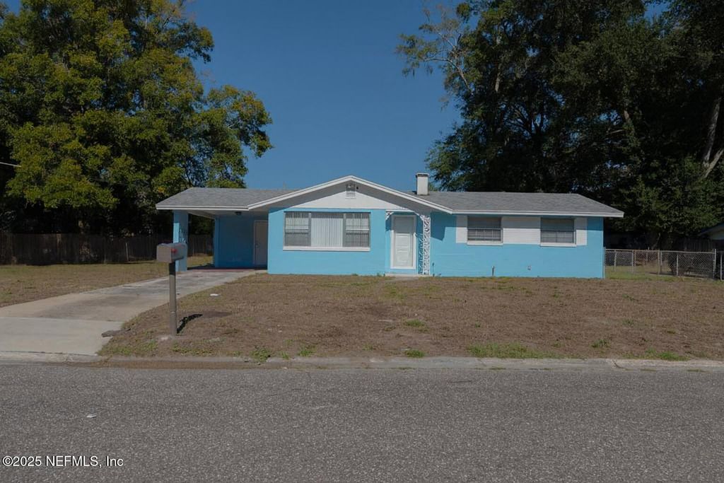 1749 MERIVALE Road S, Jacksonville, FL 32208