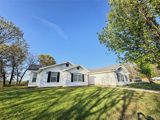 7840 W Wildflower Lane, Hulbert, OK 74441