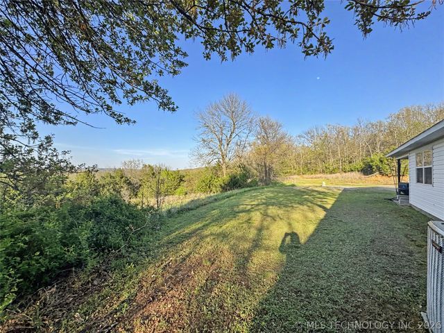 7840 W Wildflower Lane, Hulbert, OK 74441