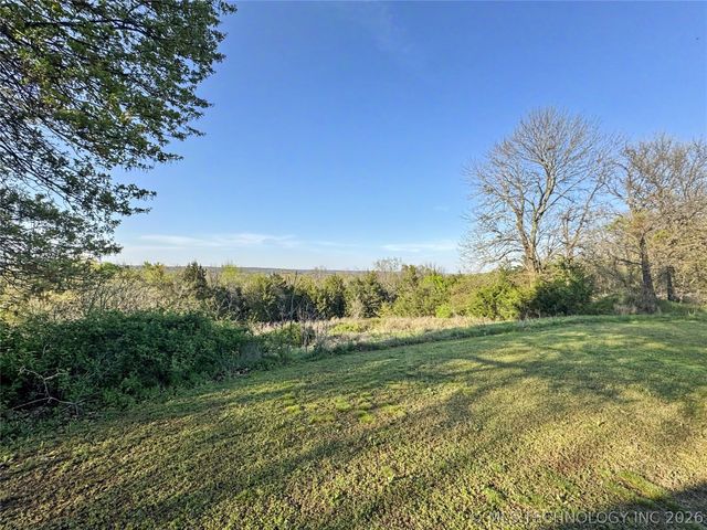 7840 W Wildflower Lane, Hulbert, OK 74441