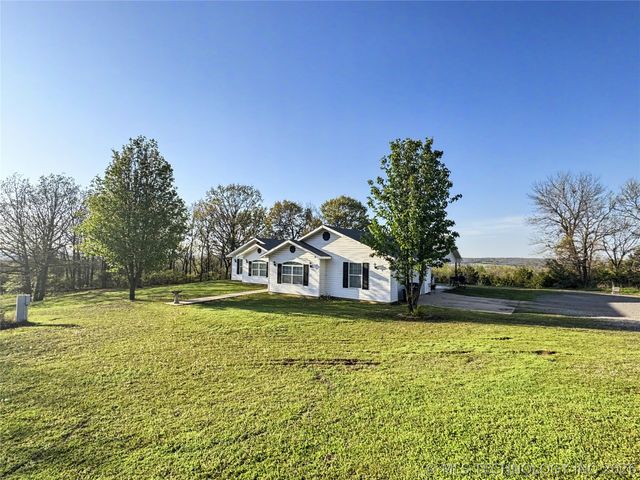 7840 W Wildflower Lane, Hulbert, OK 74441