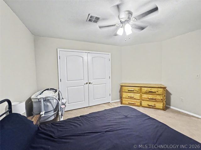 7840 W Wildflower Lane, Hulbert, OK 74441