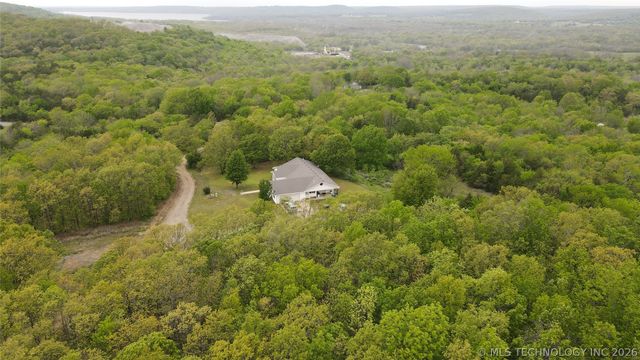 7840 W Wildflower Lane, Hulbert, OK 74441