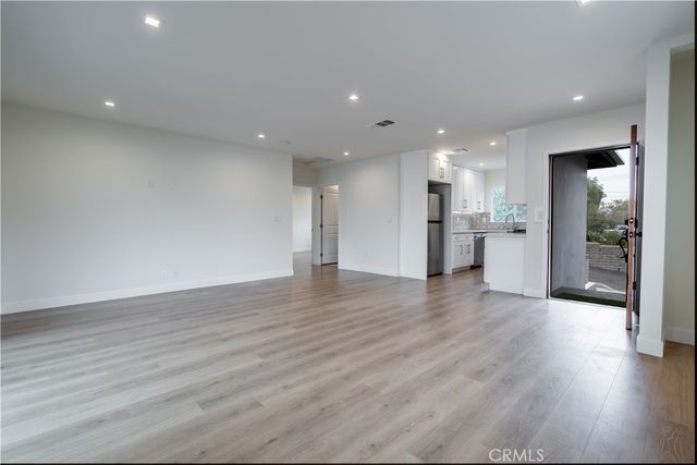 3362 Bellota, Los Angeles, CA 90027