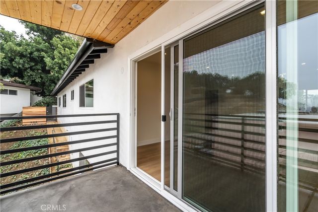 3362 Bellota, Los Angeles, CA 90027