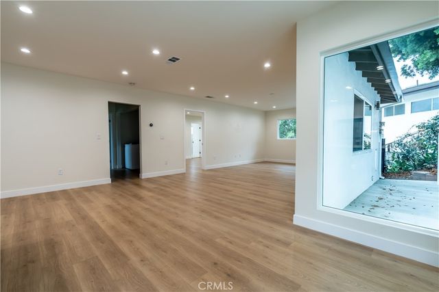 3362 Bellota, Los Angeles, CA 90027