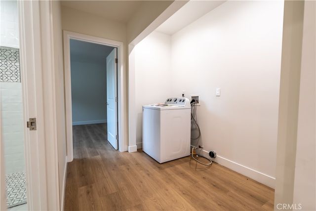 3362 Bellota, Los Angeles, CA 90027