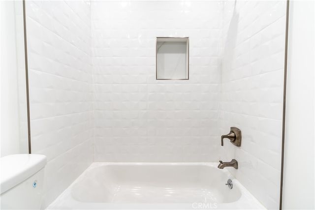 3362 Bellota, Los Angeles, CA 90027
