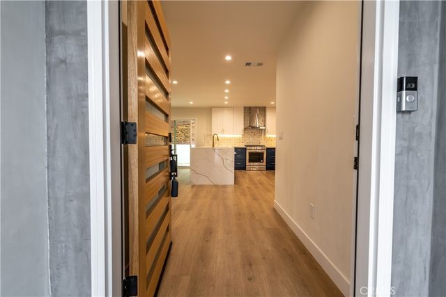 3362 Bellota, Los Angeles, CA 90027