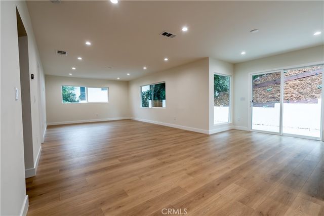 3362 Bellota, Los Angeles, CA 90027