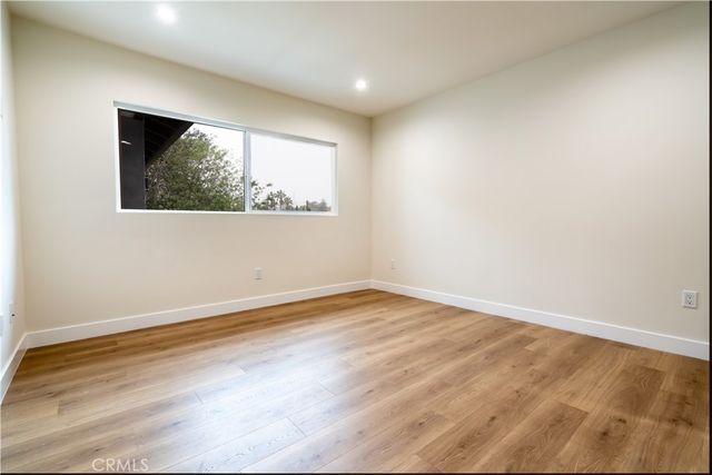 3362 Bellota, Los Angeles, CA 90027