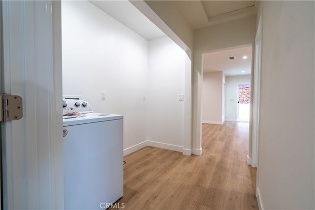 3362 Bellota, Los Angeles, CA 90027