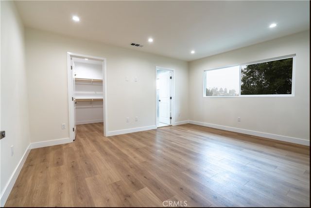 3362 Bellota, Los Angeles, CA 90027