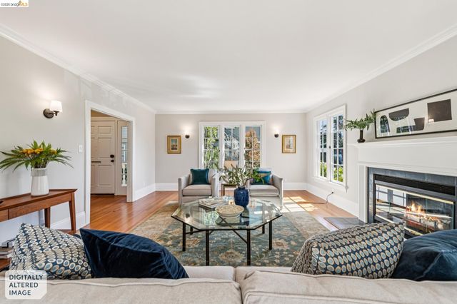 1643 Walnut St, Berkeley, CA 94709