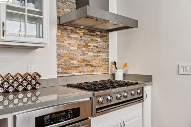 1643 Walnut St, Berkeley, CA 94709