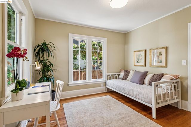 1643 Walnut St, Berkeley, CA 94709