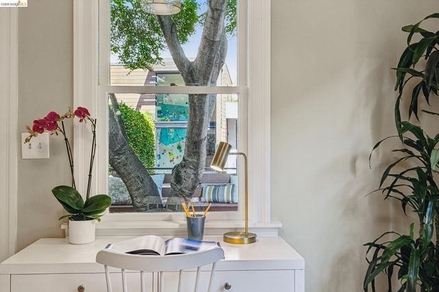1643 Walnut St, Berkeley, CA 94709