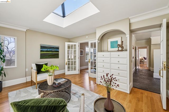 1643 Walnut St, Berkeley, CA 94709
