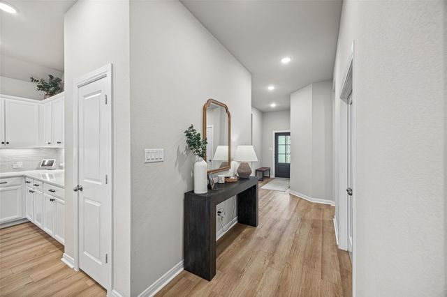 10306 Hay Meadow Drive, Iowa Colony, TX 77583