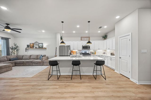 10306 Hay Meadow Drive, Iowa Colony, TX 77583