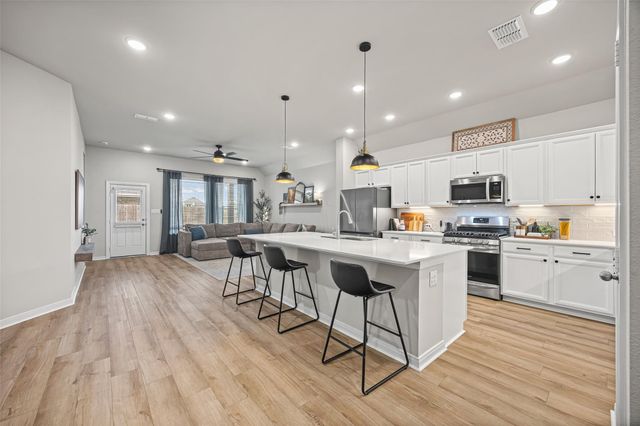 10306 Hay Meadow Drive, Iowa Colony, TX 77583