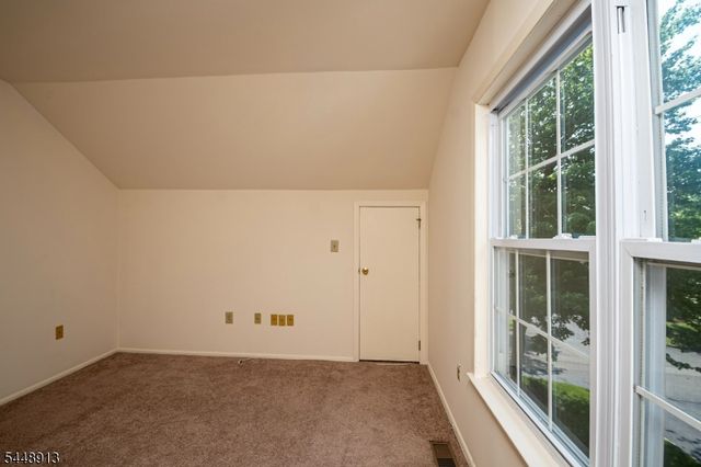 312 Araneo Dr, West Orange Twp., NJ 07052