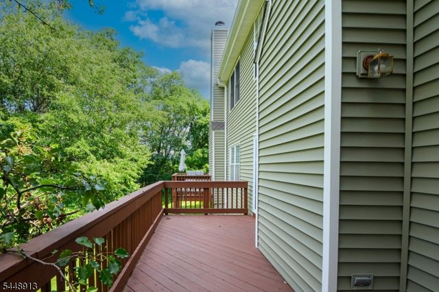312 Araneo Dr, West Orange Twp., NJ 07052