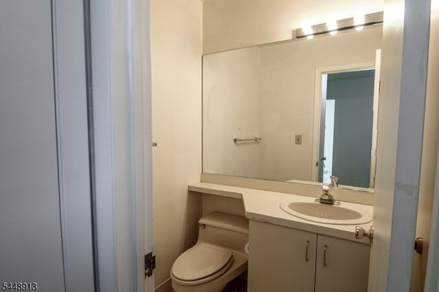 312 Araneo Dr, West Orange Twp., NJ 07052