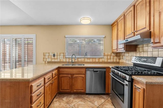 28018 Banjo Circle, Castaic, CA 91384