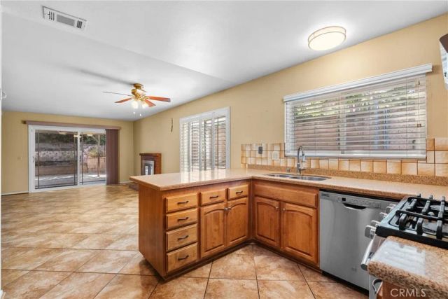 28018 Banjo Circle, Castaic, CA 91384