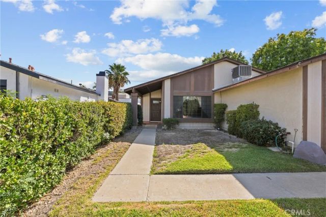 28018 Banjo Circle, Castaic, CA 91384