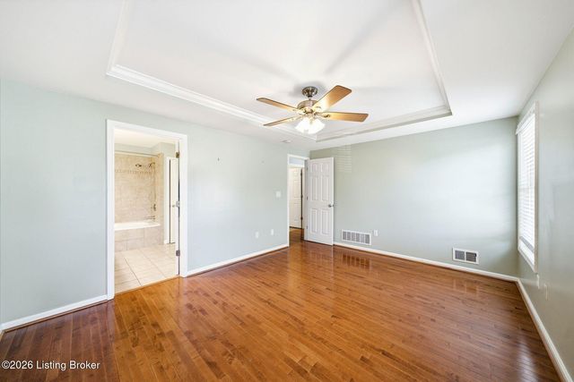 8507 Vancouver Ct, Louisville, KY 40228