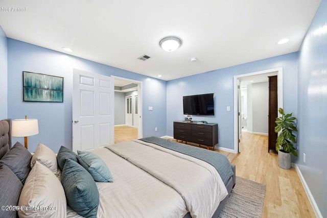 8507 Vancouver Ct, Louisville, KY 40228