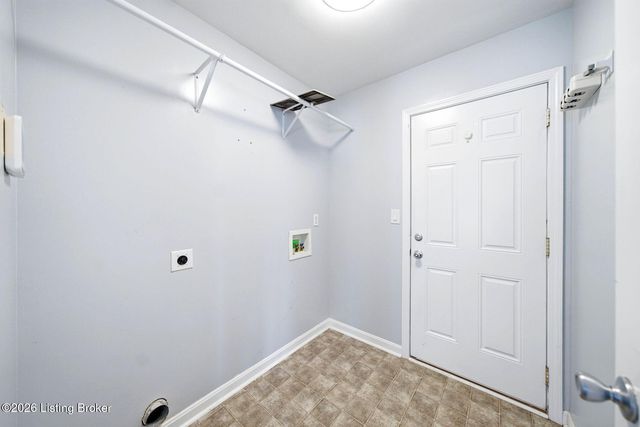 8507 Vancouver Ct, Louisville, KY 40228