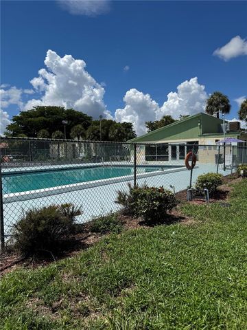 4153 NW 90th Avenue 206, Coral Springs, FL 33065