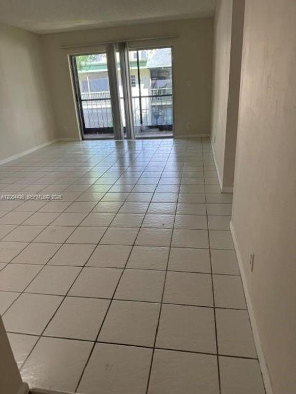 4153 NW 90th Avenue 206, Coral Springs, FL 33065